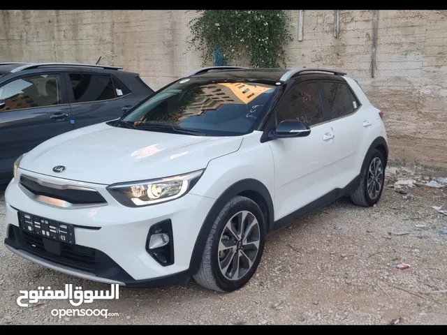 كيا ستونيك للبيع ترخيص 2020 بسعر مغري فقط كاش