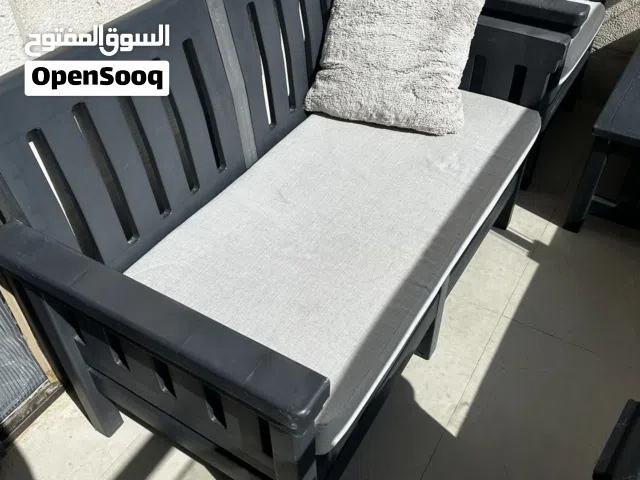 طقم جلوس خارجي ماركة توب بحالة جيدة جداً