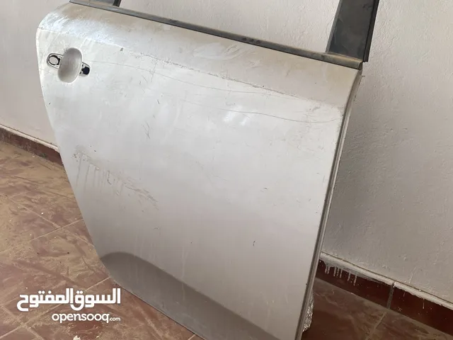 باب كيا سيراتو خلفي ايمين رصاصي نضيف