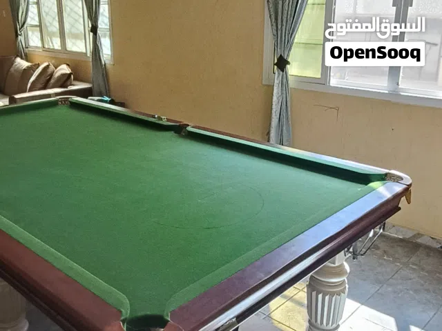 طاولة بليارد سنوكر