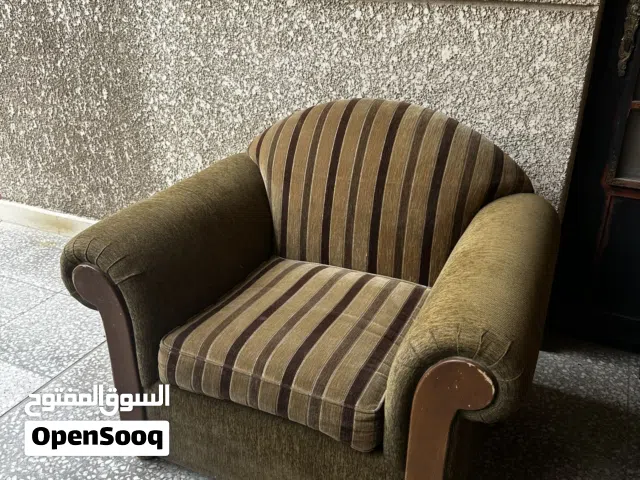 تخم سبع مقاعد للبيع بحالة جيدة