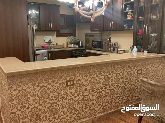 190 m2 3 Bedrooms Apartments for Sale in Giza Faisal