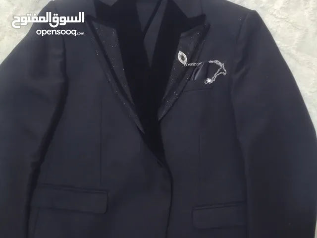 بدلة عرس نوع توكسيدو