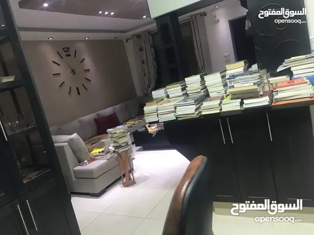 شقة للبيع على طريق جامعة القدس في ابو ديس مساحتها 165مترمربع