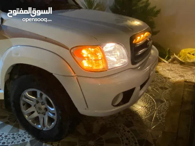 تويوتا سيكويا 2004
