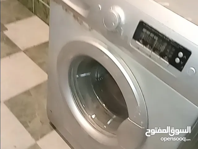 غساله هومر. كانت مخزنه. عيب لا. اشري من الحوش. سعر 350. وسهل رقم