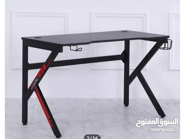طاولة قيمنق شبه جديدة