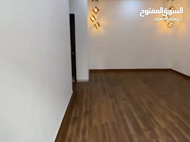 200 m2 3 Bedrooms Apartments for Rent in Mubarak Al-Kabeer Abu Ftaira