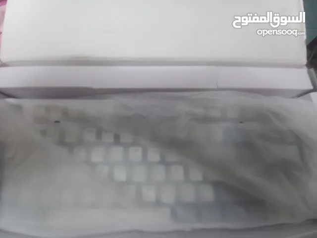كيبورد رهيب من attack shark k68 غير مستعمل بي شاشه تحط اي شي