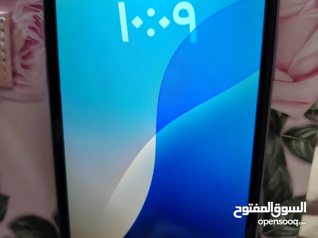 Apple iPhone 11 128 GB in Al Batinah