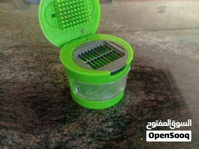قطاعة ثوم لون اخضر
