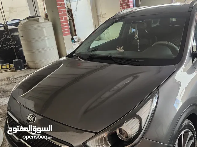 كيا نيرو 2017 للبيع