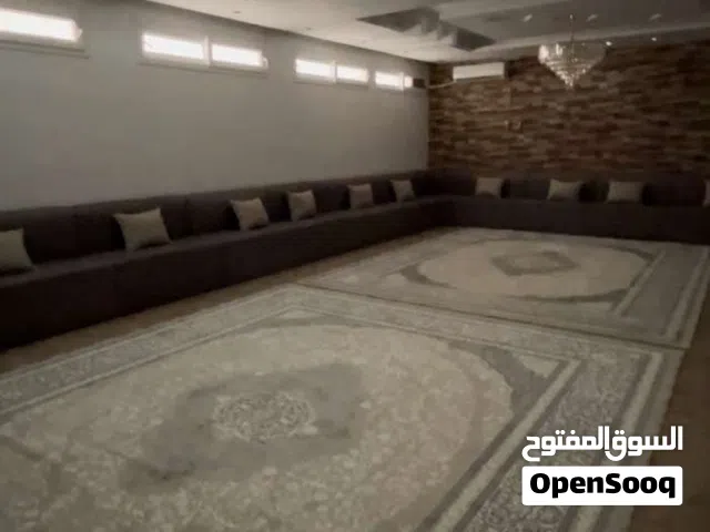 منزل في عرادة قرب مدرسة الانطلاق