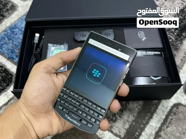 Blackberry Porsche design p9983