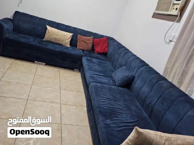 كنب كحلي + ستارة بيج