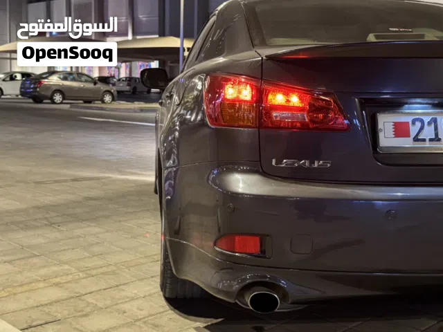 للبيع لكزس is300 2007