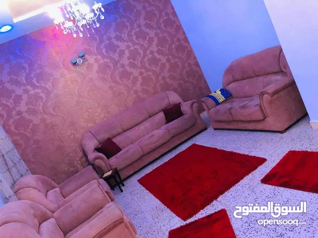 180 m2 4 Bedrooms Apartments for Rent in Benghazi As-Sulmani Al-Gharbi