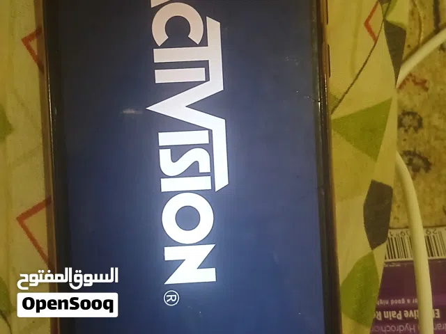 للبيع تلفون هونور8x ب130 فيه كسور بس شغال وممتاز ومعه اغراضه