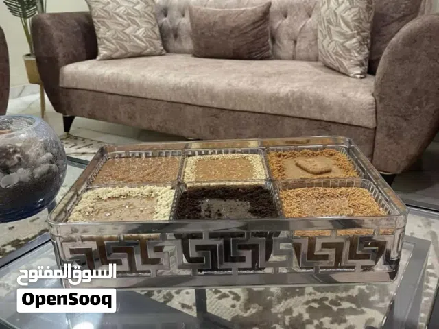 حلويات ام هجرس تقدم الذا الحلويات منذ اكثر من 10سنوات ف عالم الحلويات.. ام هجرس تضبطكم