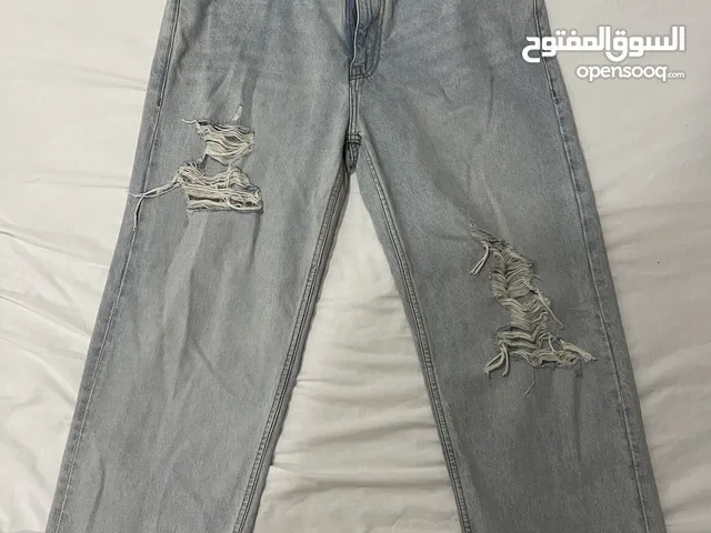 Pull & Bear STWD Baggy Distressed Jeans (34W)