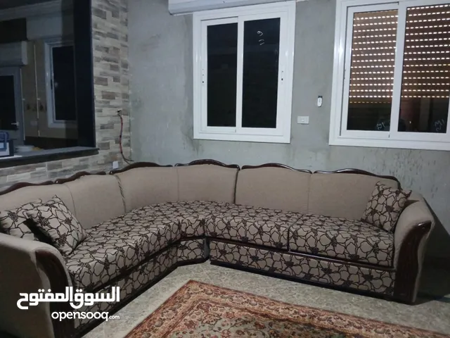 صالون شبه جديد