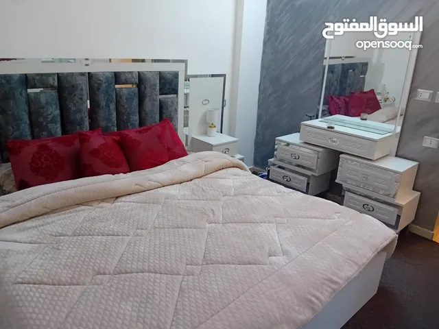 95 m2 3 Bedrooms Apartments for Rent in Zarqa Jabal Tareq