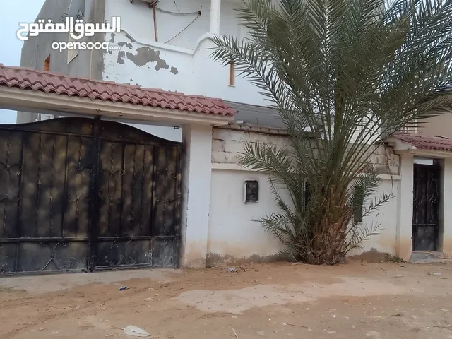 350 m2 5 Bedrooms Townhouse for Sale in Tripoli Other