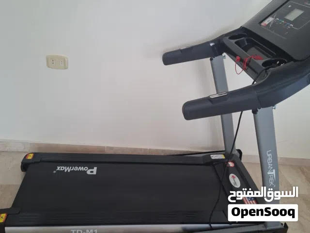 اله مشي ( تريدميل) بحاله ممتازه جدا