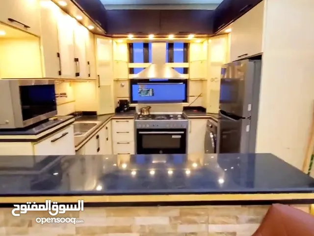 200m2 2 Bedrooms Apartments for Rent in Jeddah Al Aziziyah