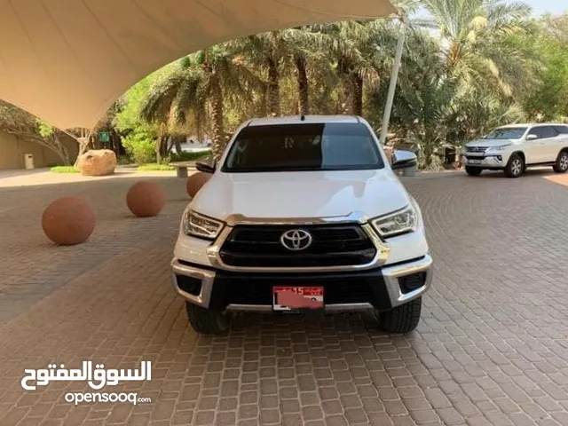 Used Toyota Hilux in Dubai