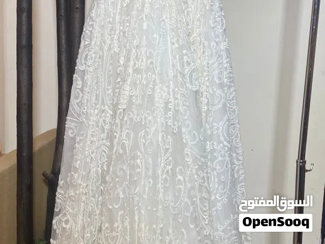 فساتين اعراس لبنانيه حديثه جميله جدا مستعمل وجديد سعر ناااار
