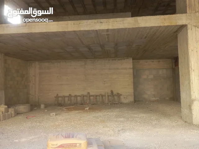 اعلان مخازن للبيع