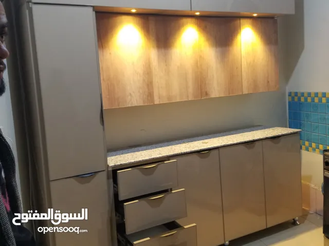 العنوان السبيعين خلف المشاتل جوار محطه العصيمي الكهرباء عماره الوشلي