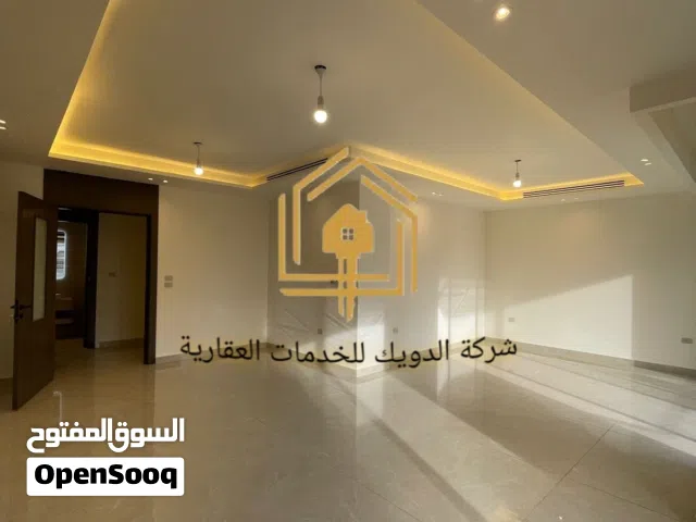 شقة فاخرة - لم تسكن - ام السماق - 210م - مطلة - موقع مميز