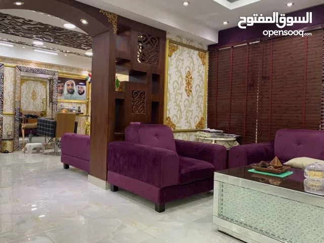 9 Years old Profitable Running Ladies Salon for Sale