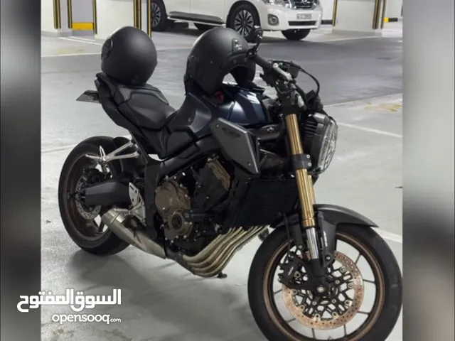 HONDA CB650R