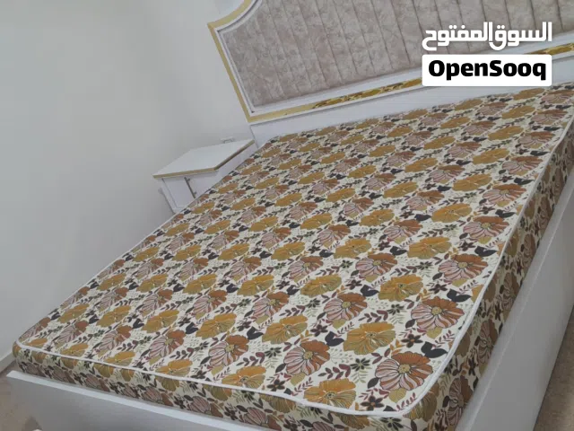 فرشة تخت اسنفجيه مزدوج شبه وكالة