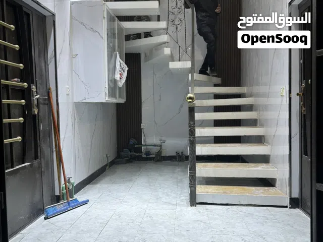 مكتب  او شركة للإيجار كرادة خارج مقابل أسواق الوردة