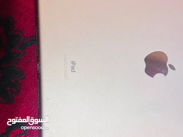 Apple iPad 8 128 GB in Basra