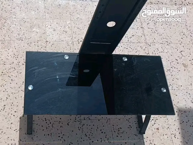 طاولة شاشة