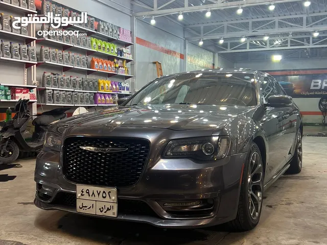 New Chrysler 300 in Najaf