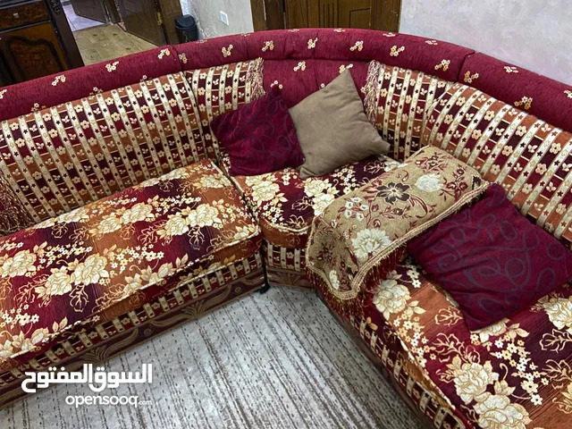 كنب 18 مقعد مستعمل نظيف