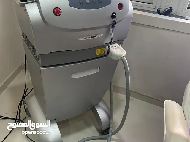 Alma lazer اصلي من شركه الام صالون ليزر كامل التجهيزات ، مع جهاز ليزر الما مع تنازل والتسجيل باسمك