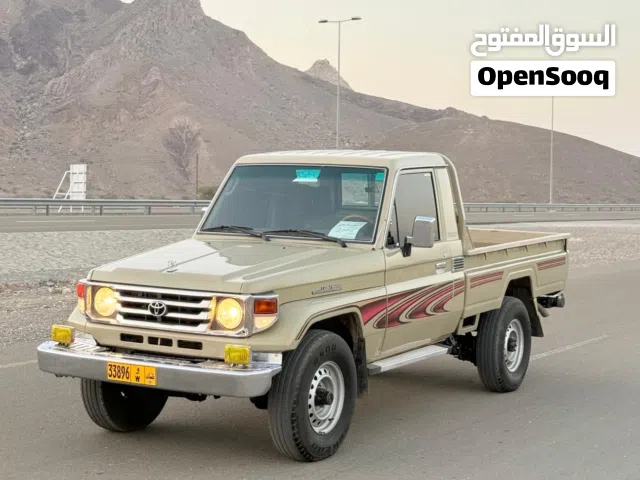 2006 Toyota Land Cruiser Pickup - Shas