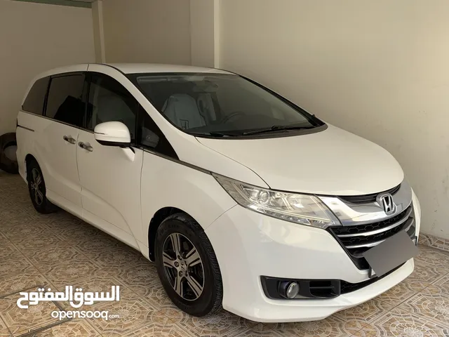 للبيع هوندا لوسي 2015