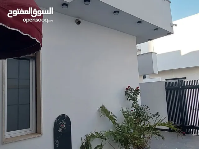 550 m2 More than 6 bedrooms Villa for Sale in Tripoli Ain Zara