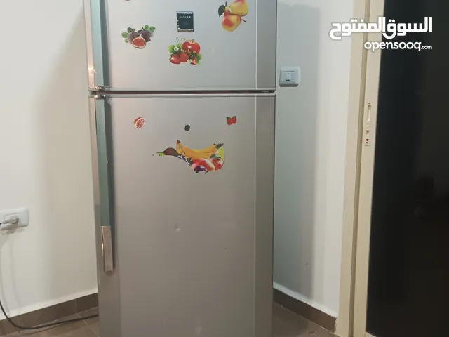 براد شارب بحالة جيدة للبيع مع التجربة الكامة