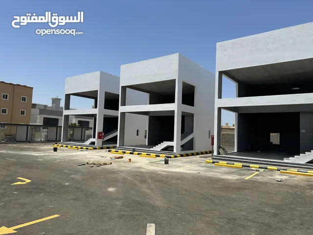 محلات درايف ثرو للايجار