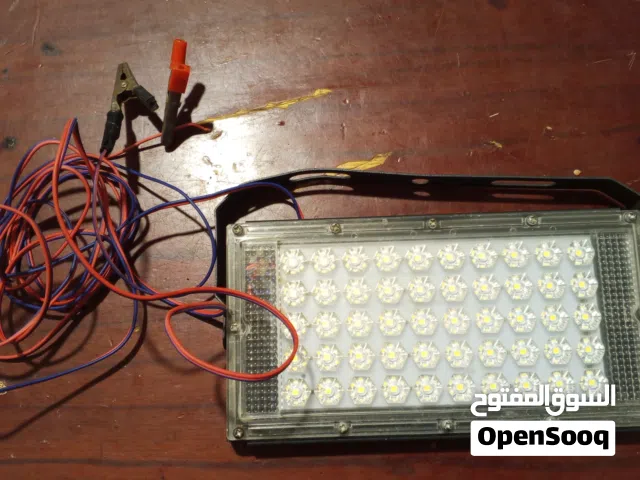 كاشف يخدم بي بترية السياره