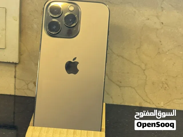ايفون 13 pro  مستعمل نظيف بطاريه 88